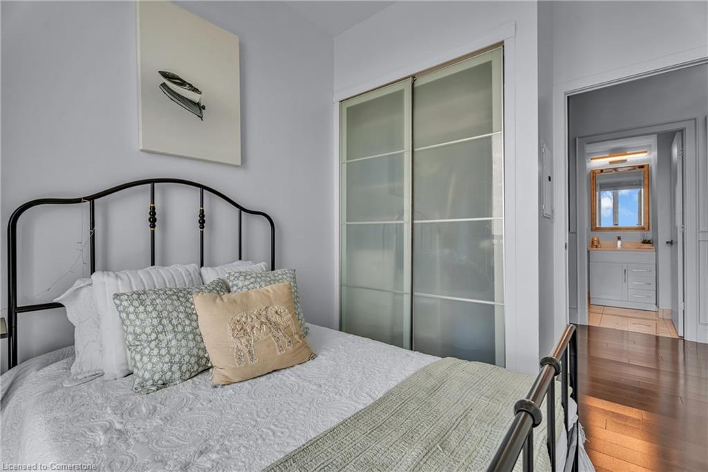 4070 Confederation Parkway Property Photo 22