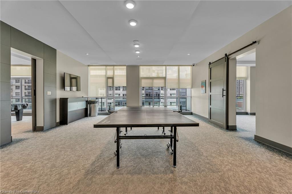 4070 Confederation Parkway Property Photo 29