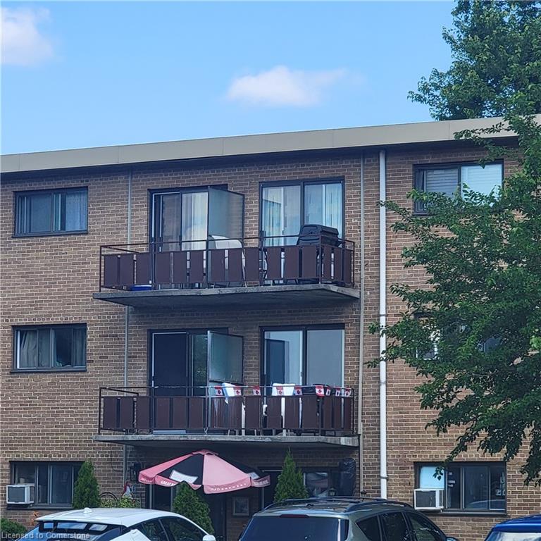 202-1830 Dumont Street Property Photo 1