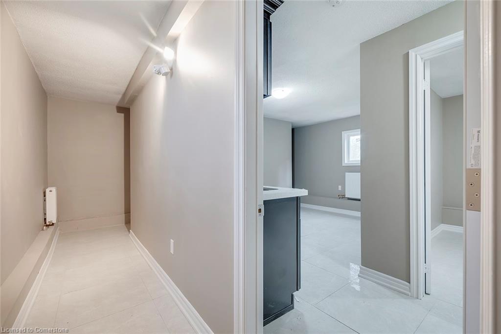 457 King Street E Property Photo 13