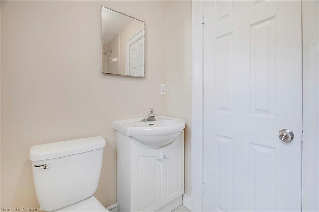 457 King Street E Property Photo 25