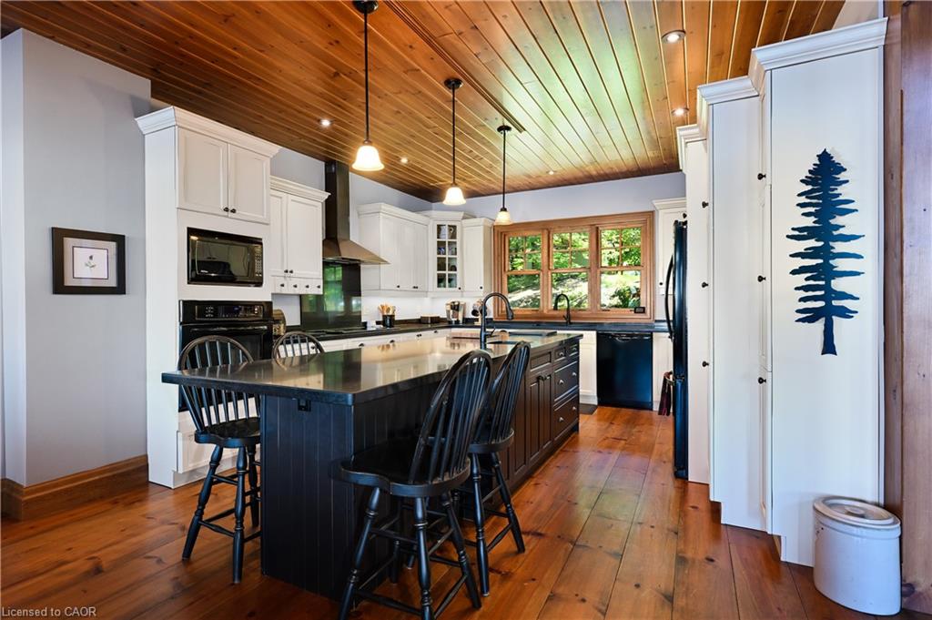 990 Haskett's Drive Property Photo 20