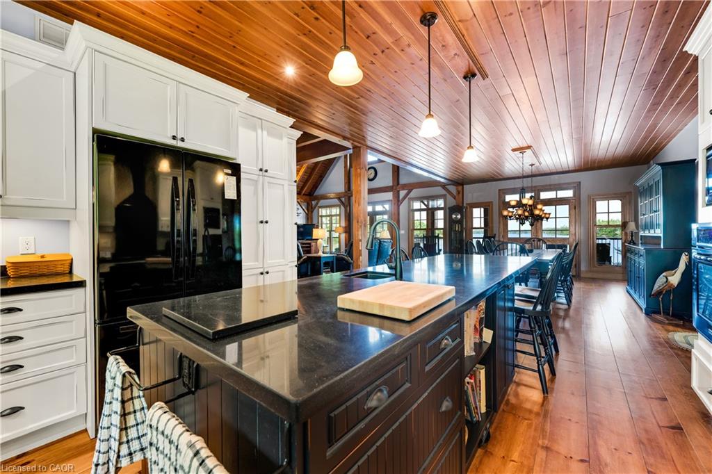 990 Haskett's Drive Property Photo 22