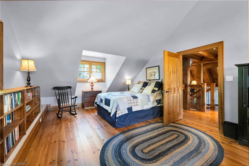 990 Haskett's Drive Property Photo 33