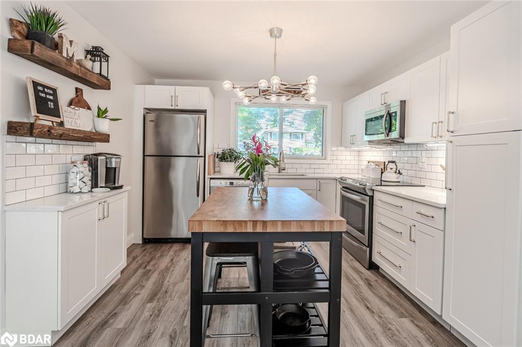 45 Ottaway Avenue Property Photo 2