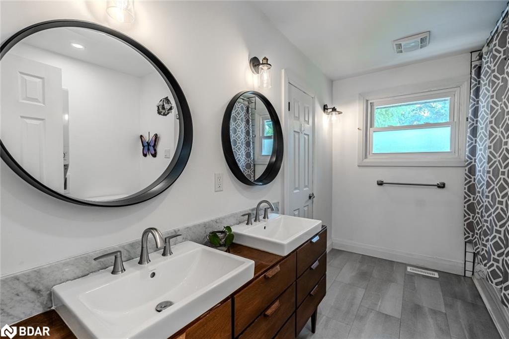 45 Ottaway Avenue Property Photo 14