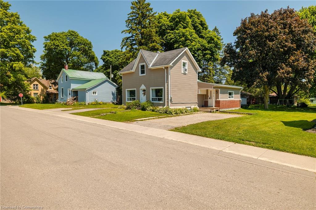 530 Wellington Street Property Photo 2