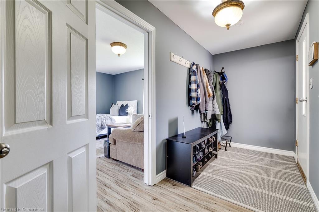 530 Wellington Street Property Photo 4