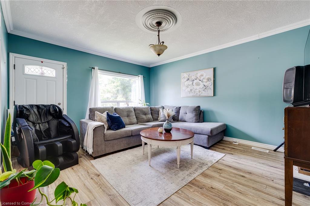 530 Wellington Street Property Photo 17