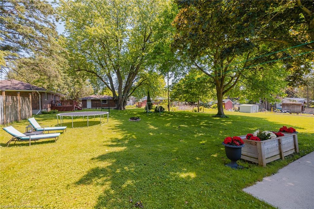 530 Wellington Street Property Photo 29