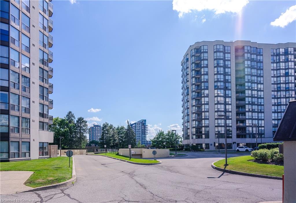 1405-1155 Bough Beeches Boulevard