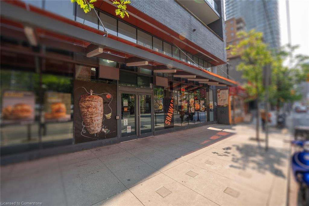 155 Dundas Street E Property Photo 1