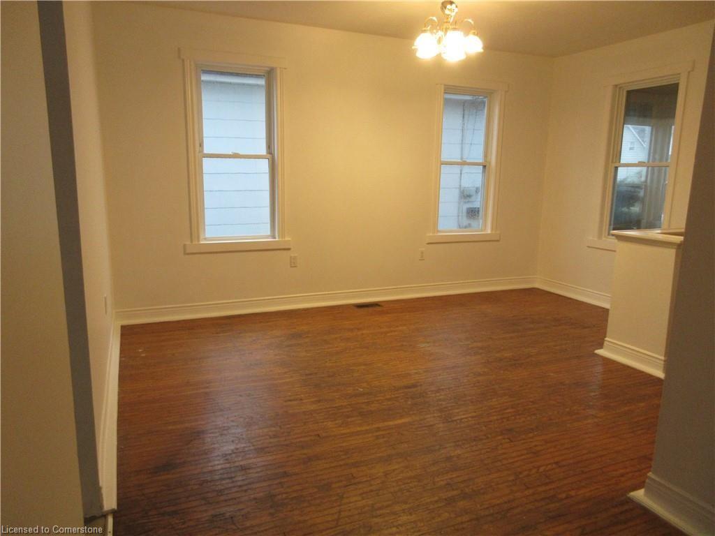 713 Cedar Street Property Photo 3