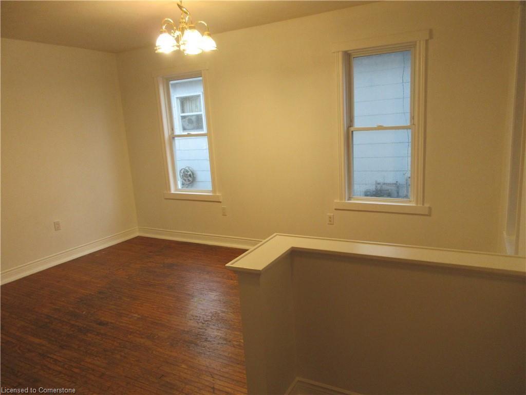 713 Cedar Street Property Photo 4