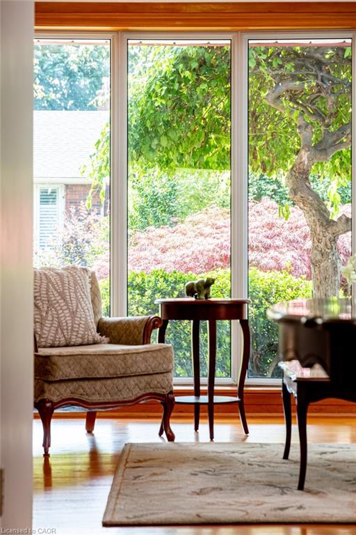 5195 Suncrest Road Property Photo 10