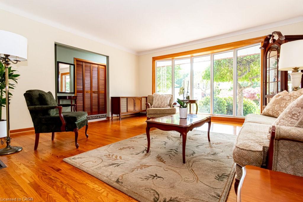 5195 Suncrest Road Property Photo 11