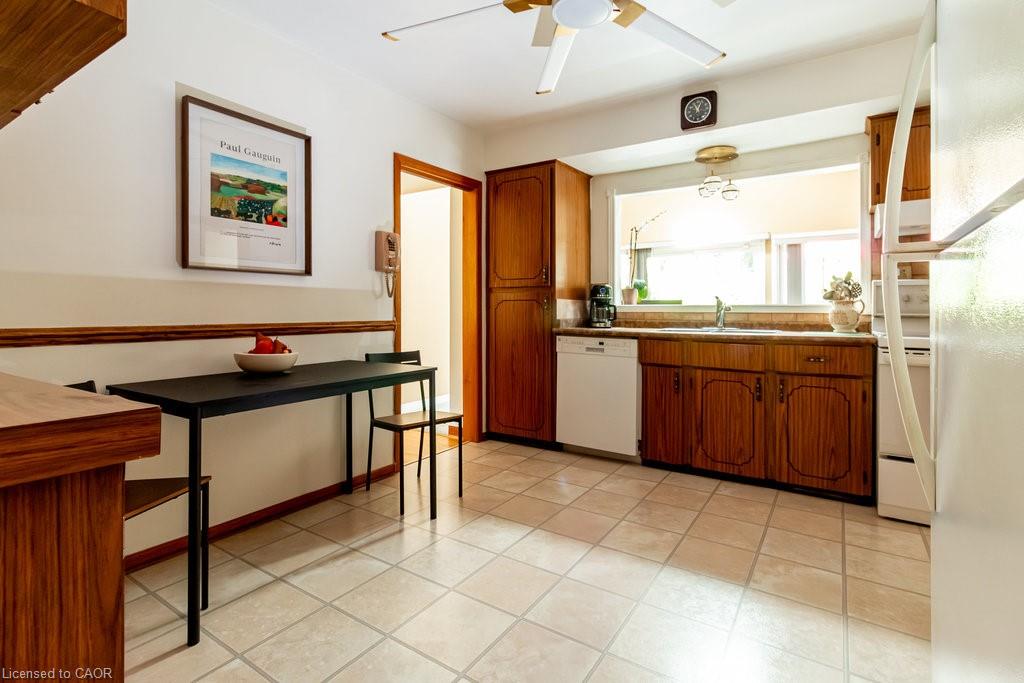 5195 Suncrest Road Property Photo 14