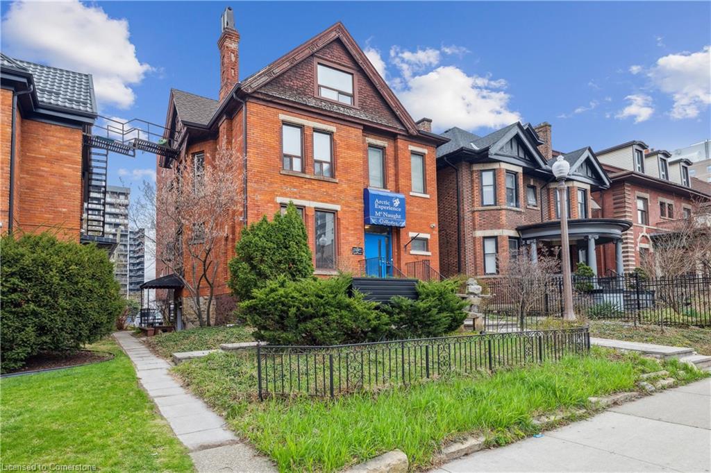 191 James Street S Property Photo 2