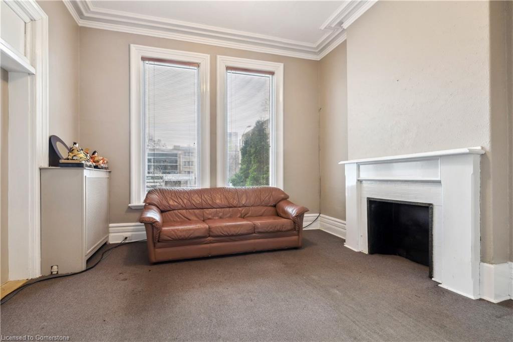 191 James Street S Property Photo 12