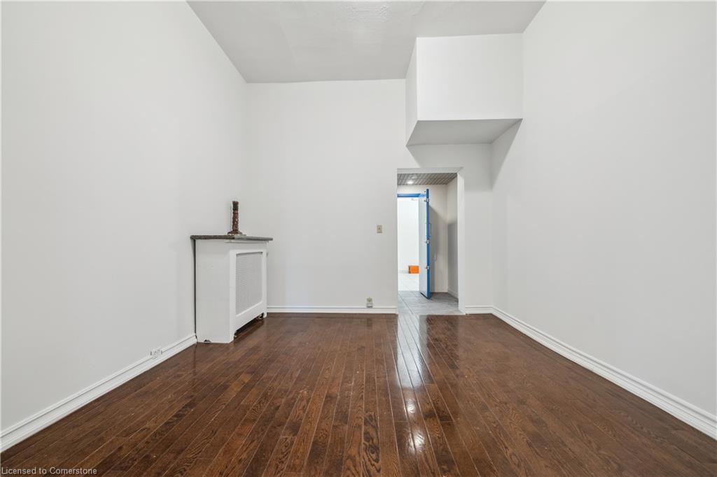 191 James Street S Property Photo 13