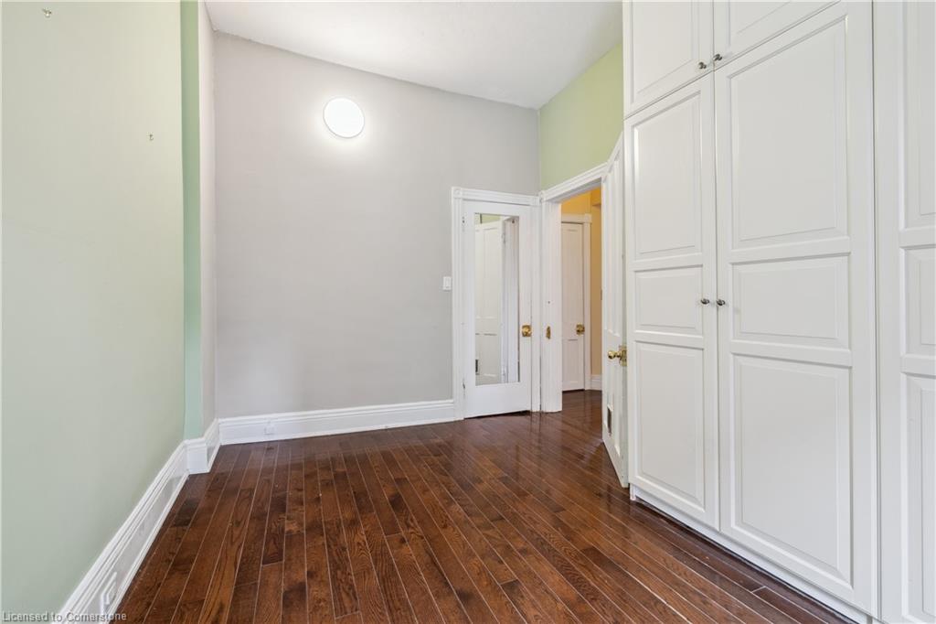 191 James Street S Property Photo 25