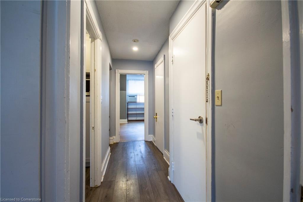 191 James Street S Property Photo 35