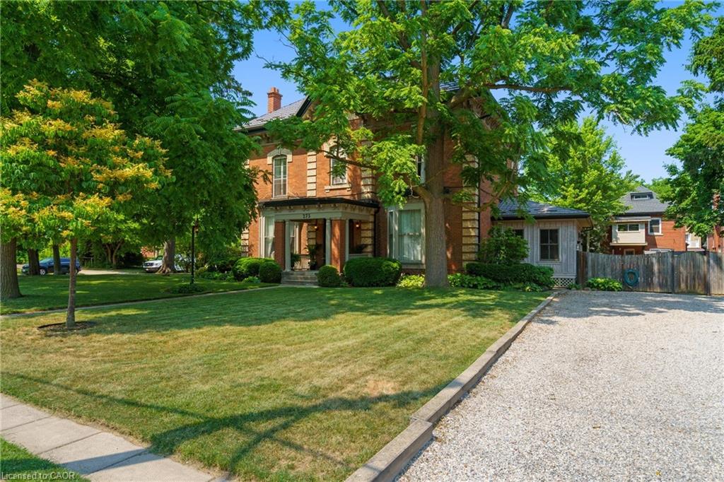 275 Cumberland Avenue Property Photo 2