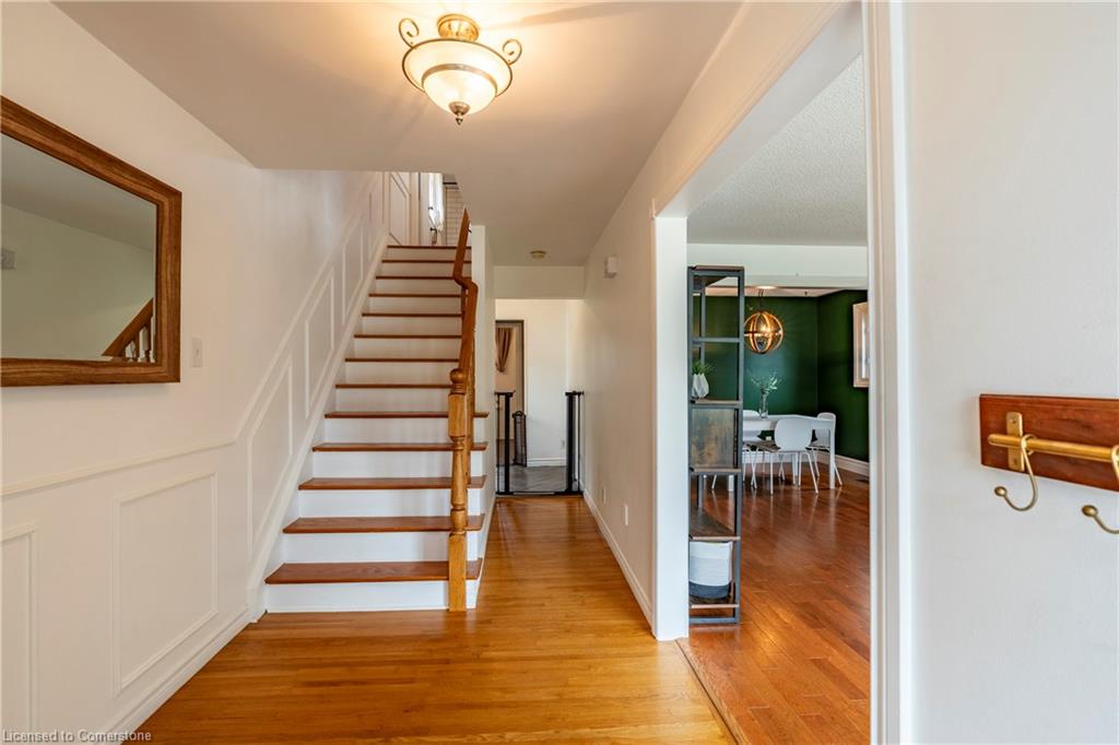 25 Forest Glen Court Property Photo 5