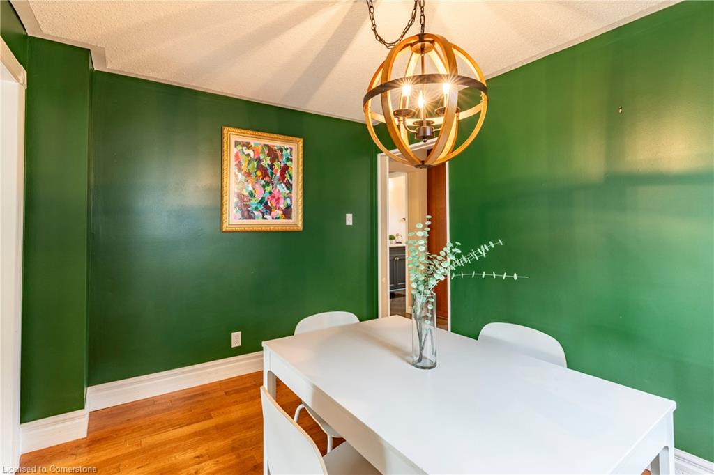 25 Forest Glen Court Property Photo 16