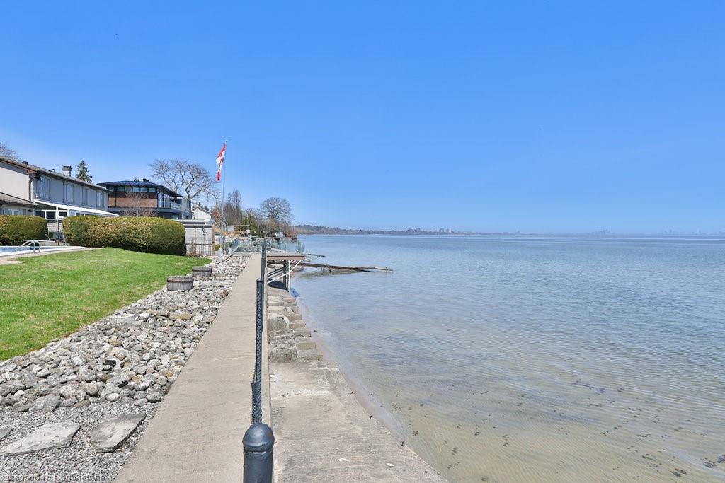 1460 Watersedge Road Property Photo 17