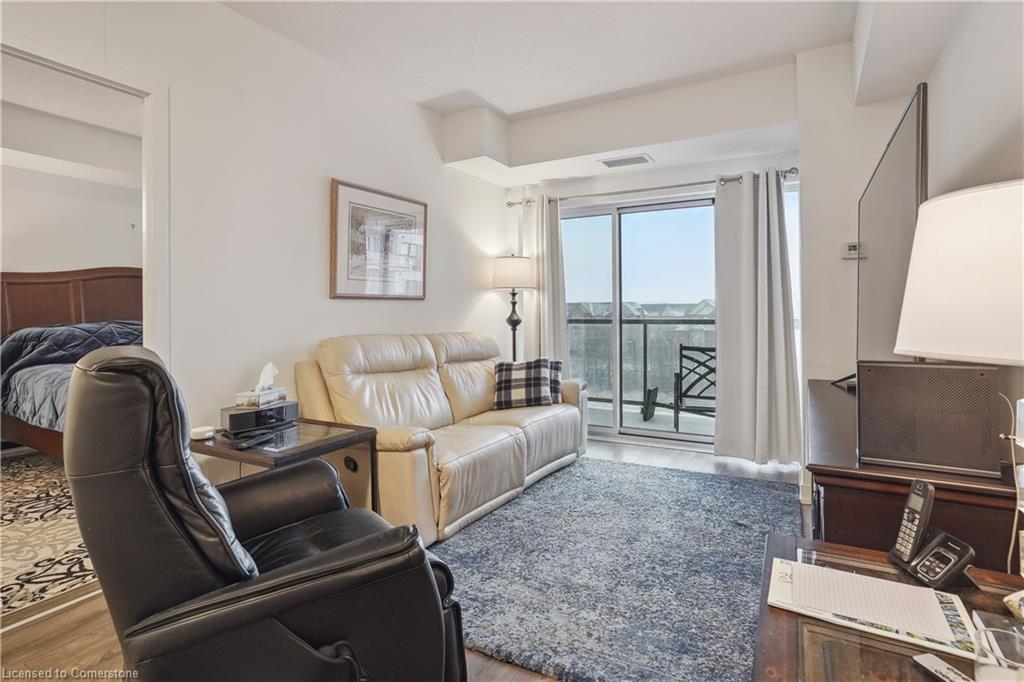 309-550 North Service Road Property Photo 12