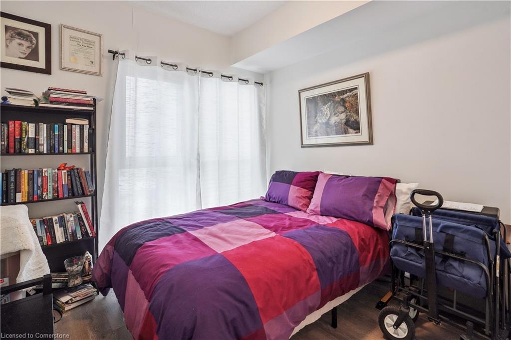 309-550 North Service Road Property Photo 19