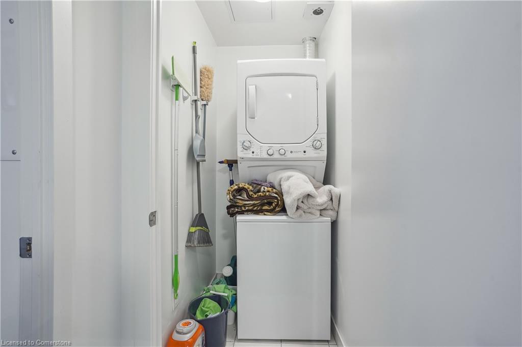 309-550 North Service Road Property Photo 21