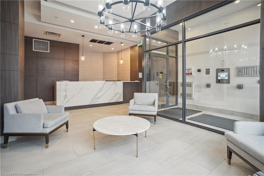 309-550 North Service Road Property Photo 26