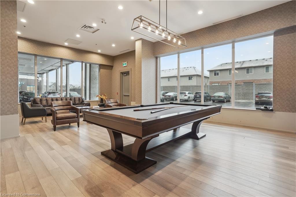 309-550 North Service Road Property Photo 28