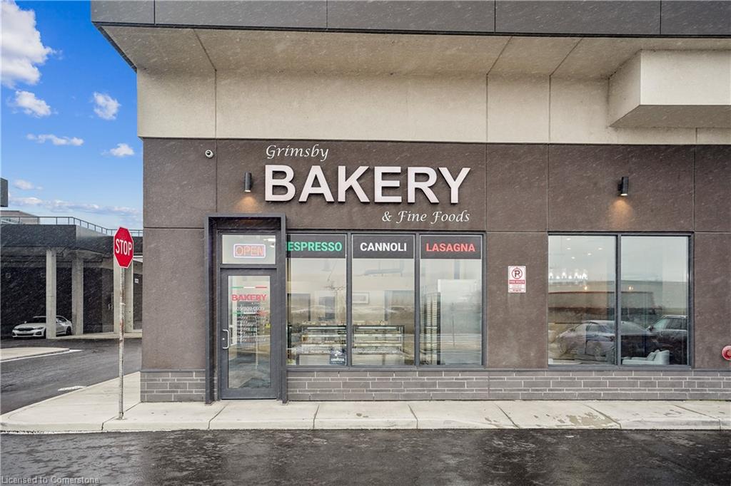 309-550 North Service Road Property Photo 34