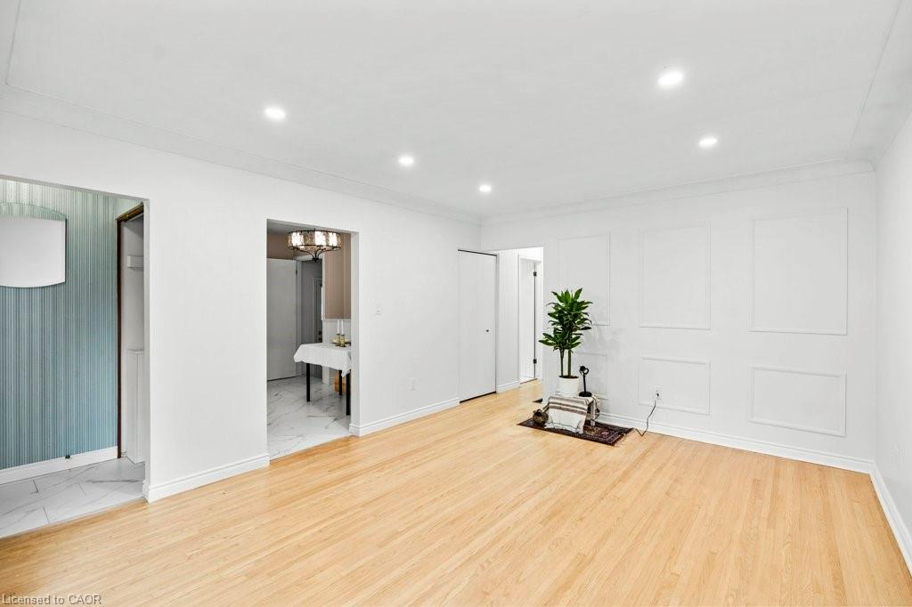 25 Greeningdon Drive Property Photo 5