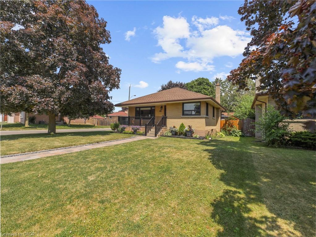 43 Rowanwood Avenue Property Photo 3