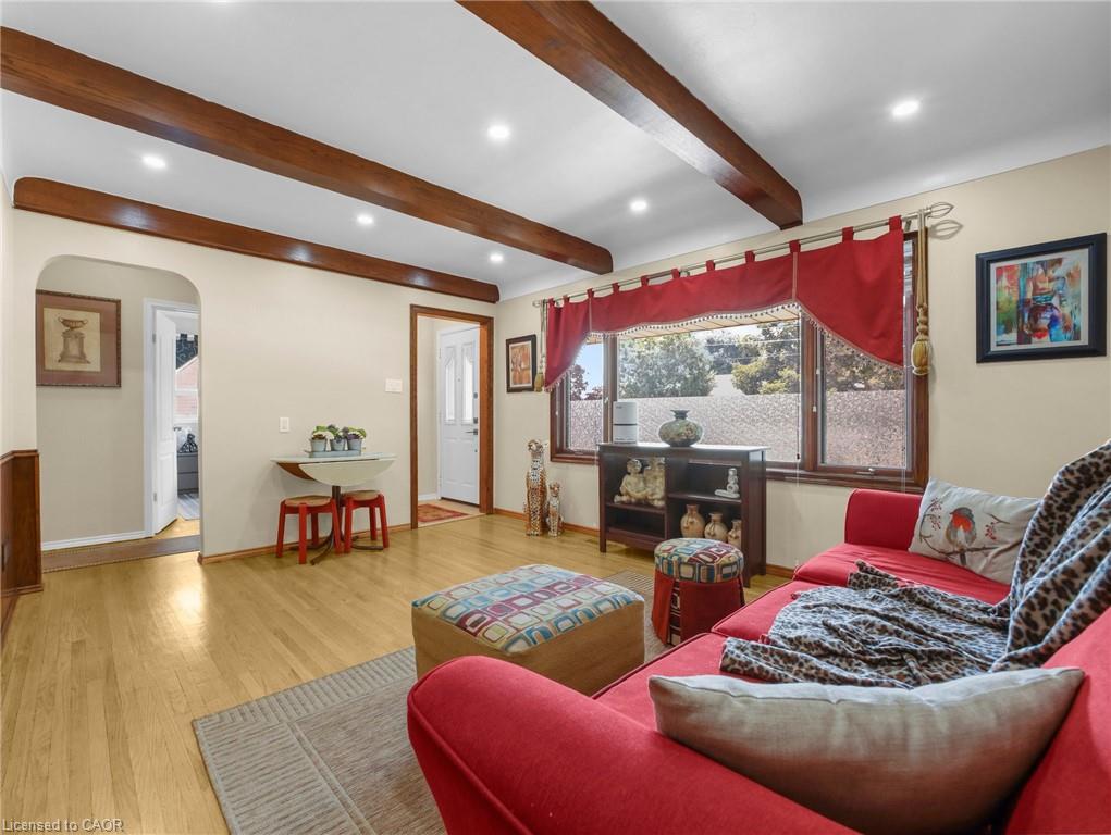 43 Rowanwood Avenue Property Photo 9