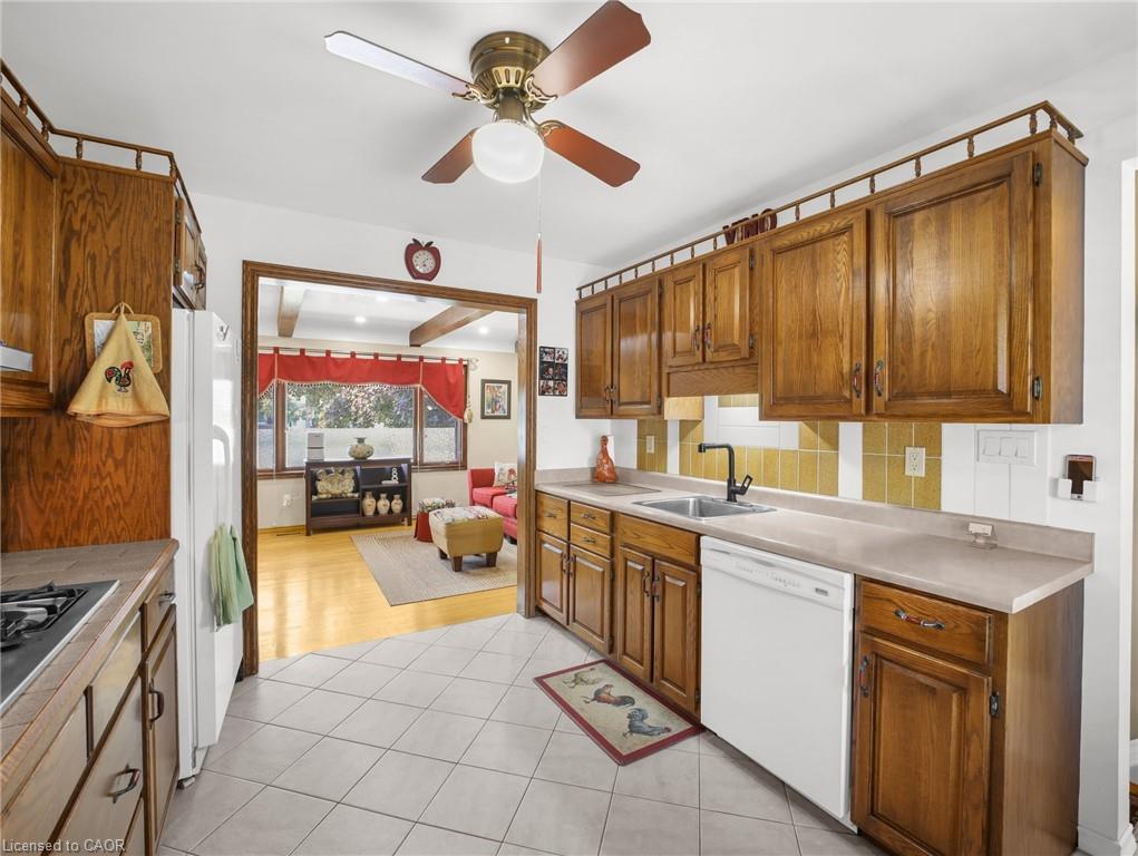 43 Rowanwood Avenue Property Photo 12