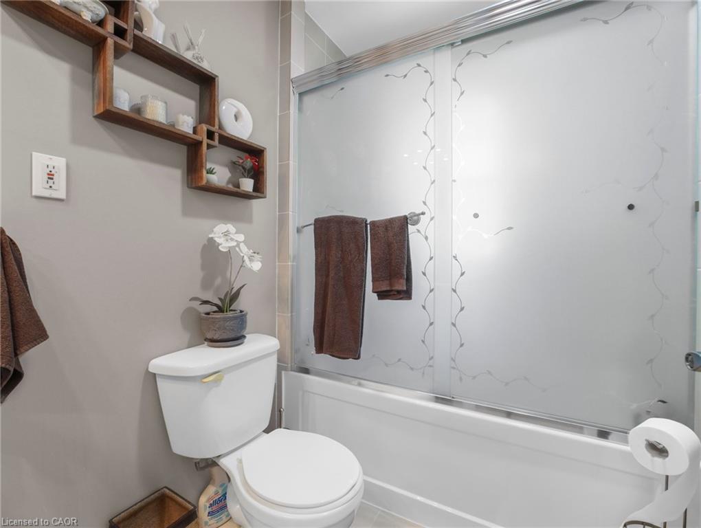 43 Rowanwood Avenue Property Photo 19