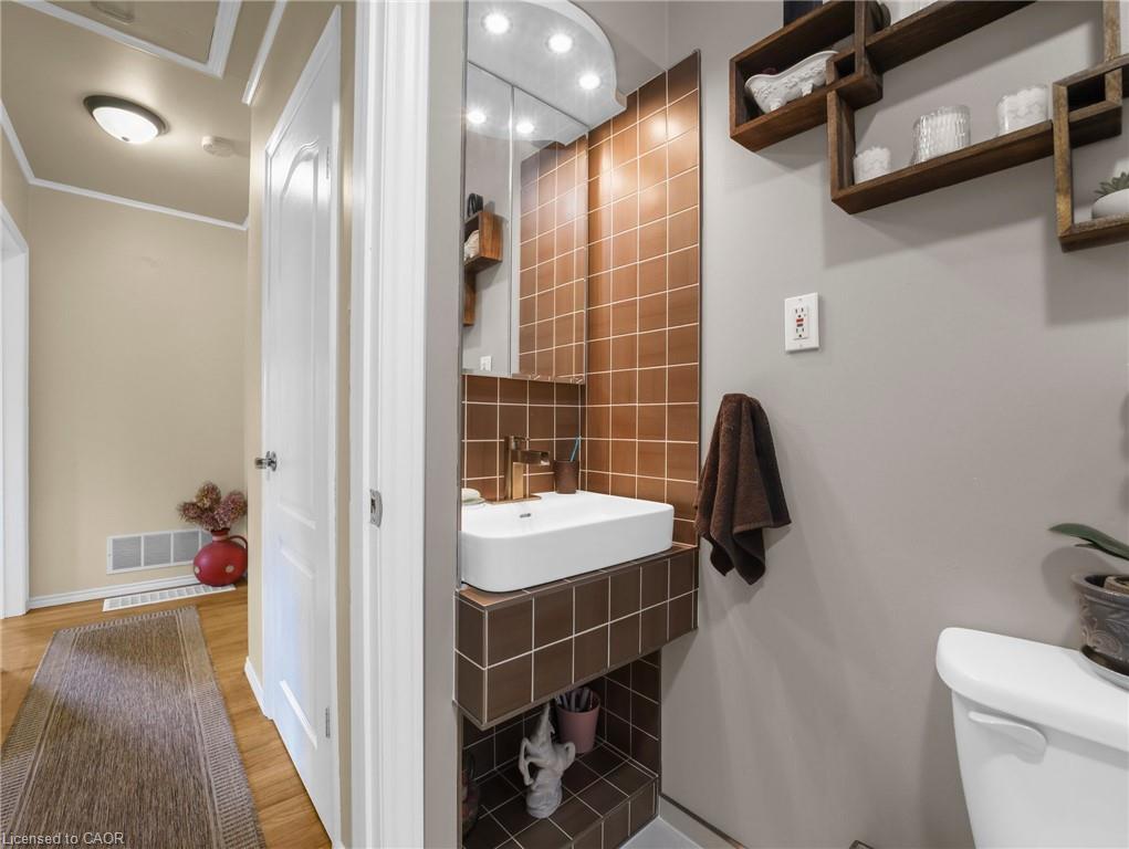 43 Rowanwood Avenue Property Photo 20