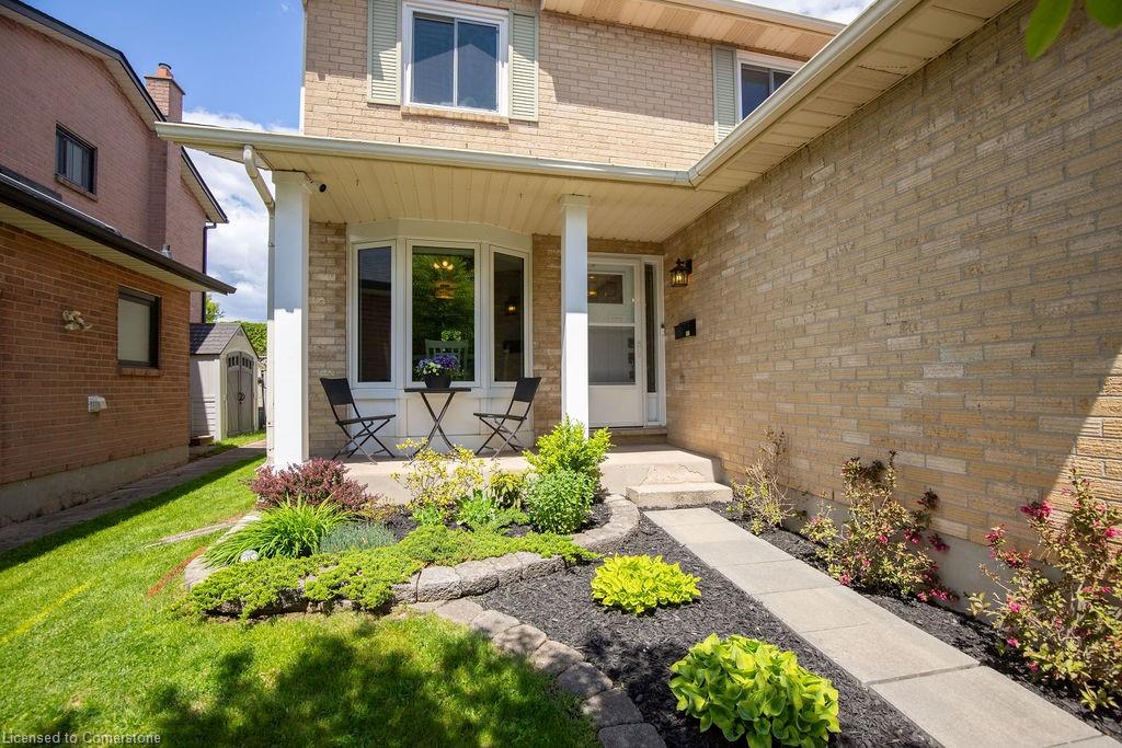 54 Merritt Crescent Property Photo 1