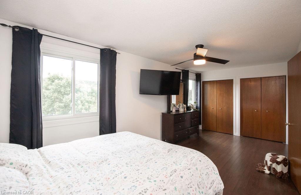 54 Merritt Crescent Property Photo 20
