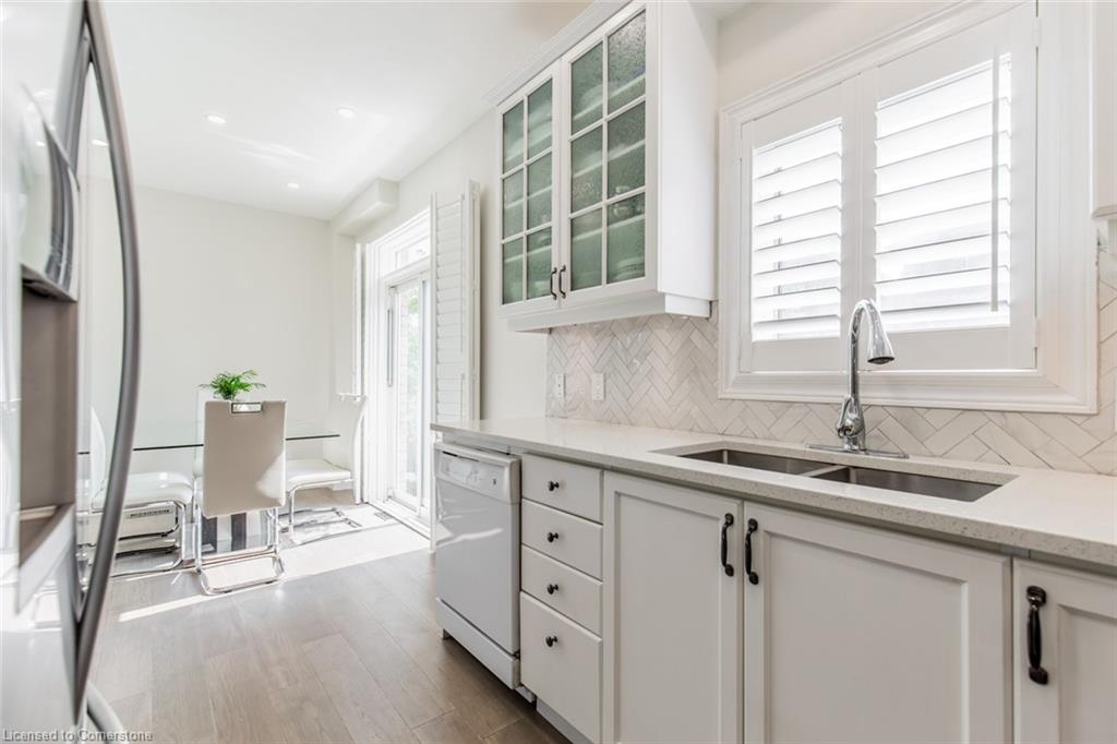 109 Peachwood Crescent Property Photo 9