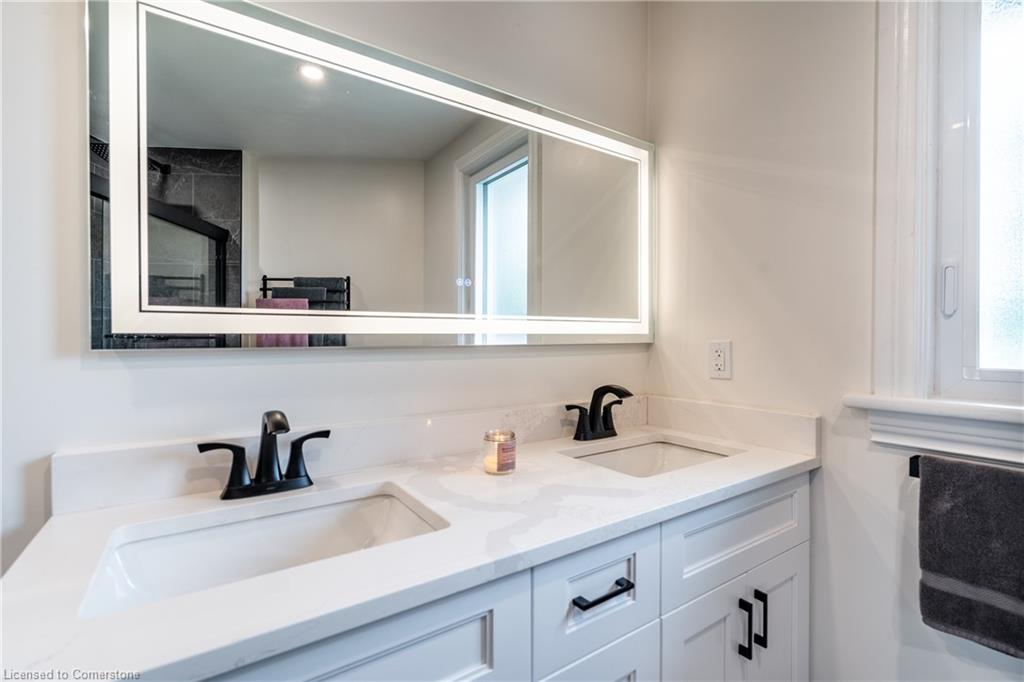 864 Caistorville Road Property Photo 18