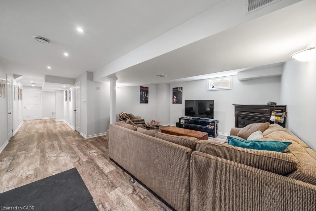 12 Valridge Court Property Photo 35