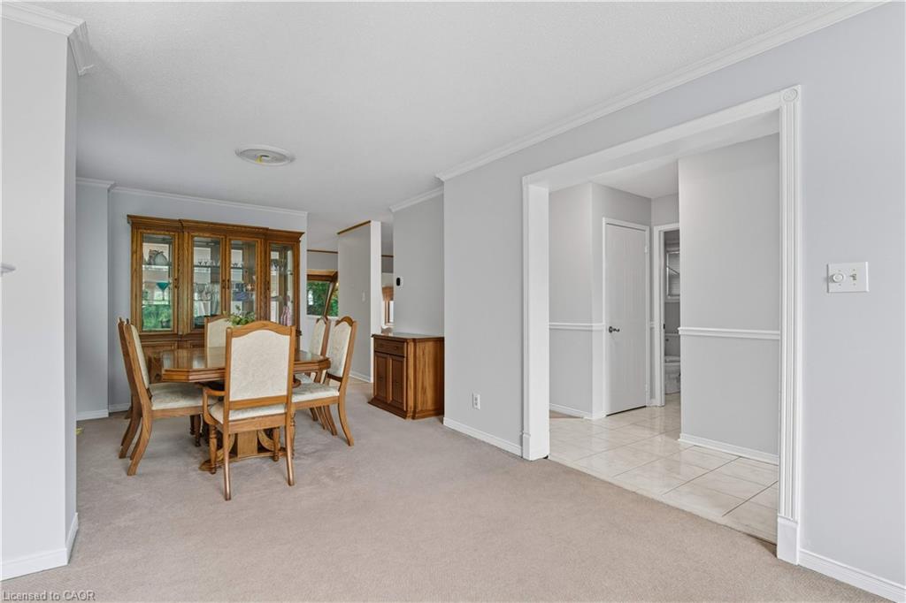 2425 Headon Forest Drive Property Photo 4