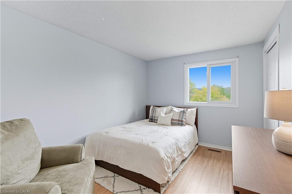 2425 Headon Forest Drive Property Photo 19