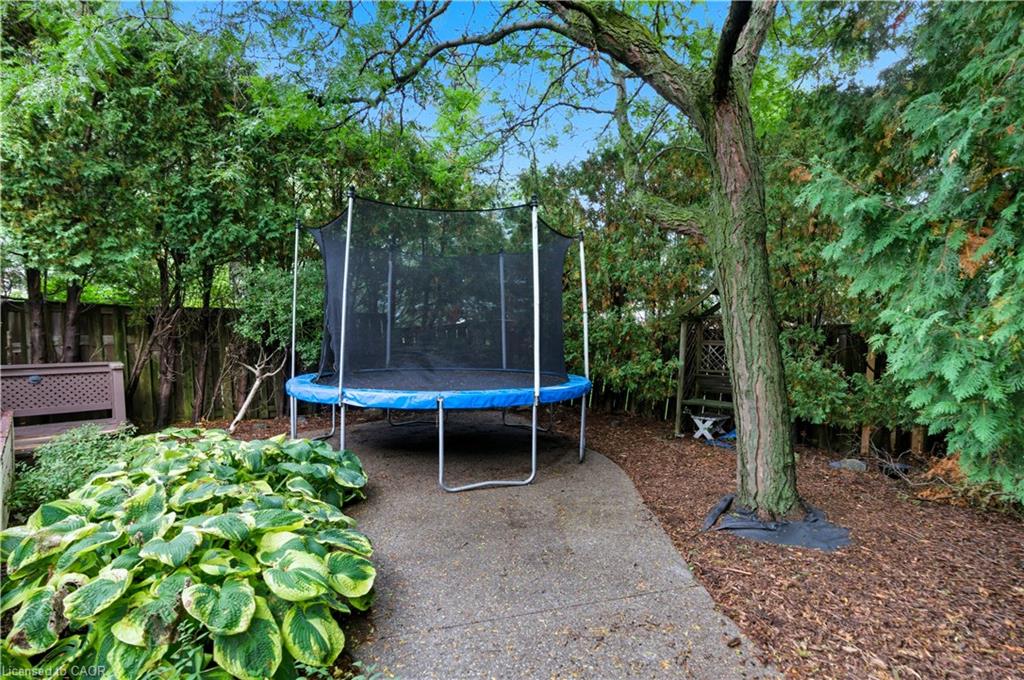 2425 Headon Forest Drive Property Photo 28